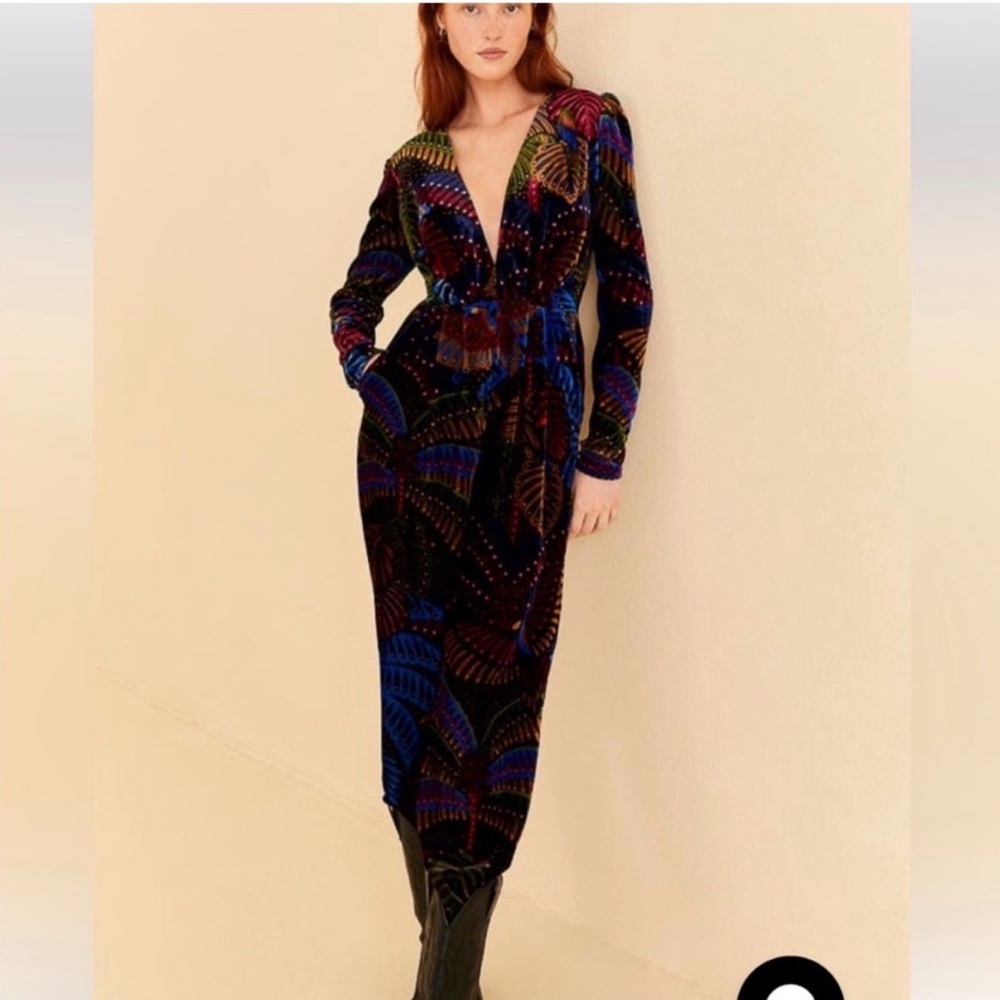 NEW FARM Rio Midnight Island Black Velvet Tropical Jumpsuit, M - Picture 3 of 14